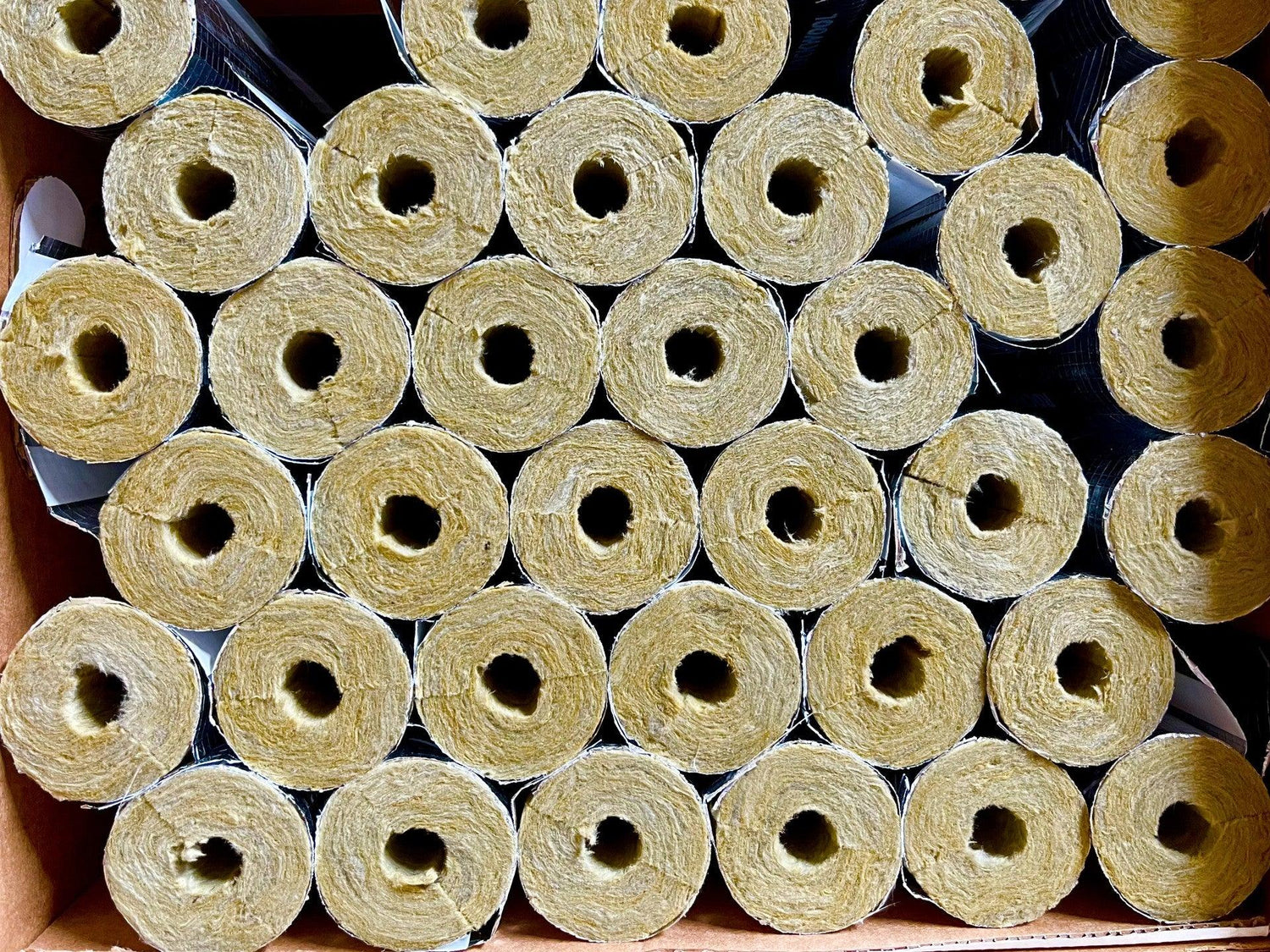 Mineralwolle / Steinwolle Rohrisolierung
